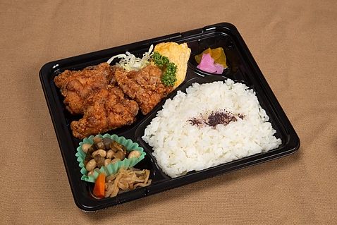 唐揚げ弁当