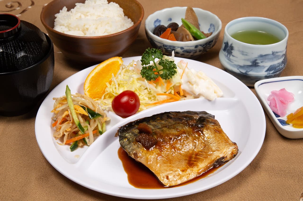 煮魚 (鯖) 定食