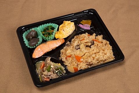 鮭・竹の子弁当 